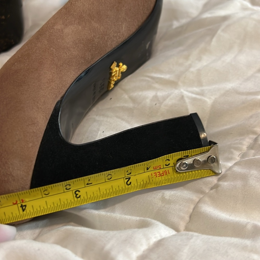 Prada 👠 - Picture 13 of 14